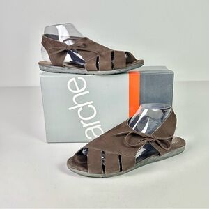 Arche Women’s Sandals Brown Nubuck Size 10